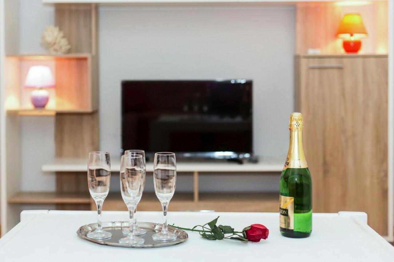 Beautiful Apartment In Center Of 트로기르 외부 사진